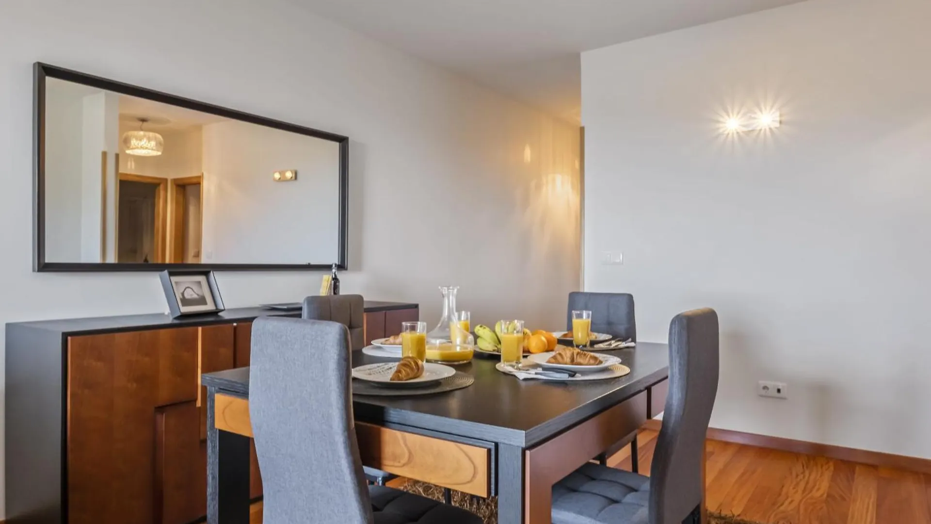 Appartement Canico City Center By Zest And Guest Santa Cruz  Portugal